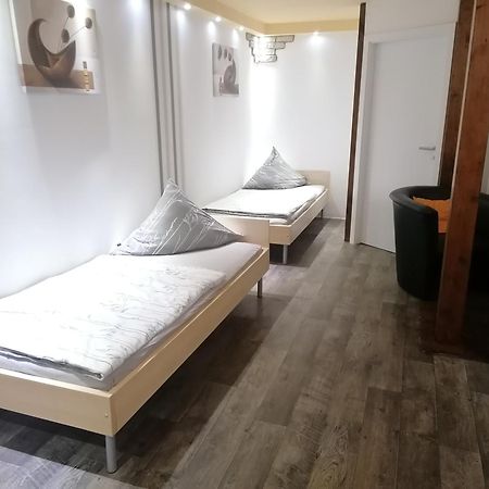 Tinas Ferienwohnung Hohendodeleben Ruang foto