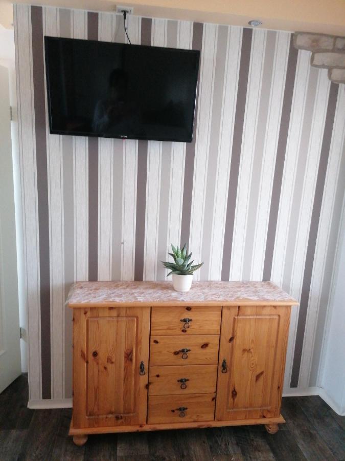 Tinas Ferienwohnung Hohendodeleben Bagian luar foto