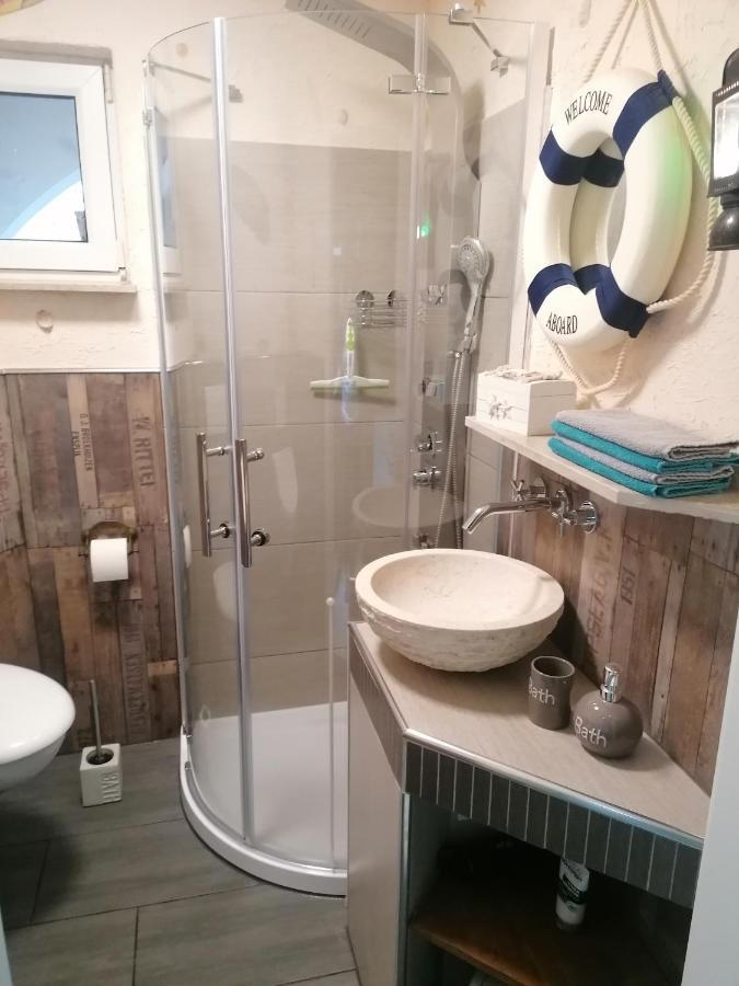 Tinas Ferienwohnung Hohendodeleben Bagian luar foto