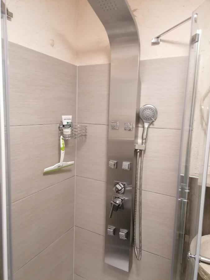 Tinas Ferienwohnung Hohendodeleben Bagian luar foto