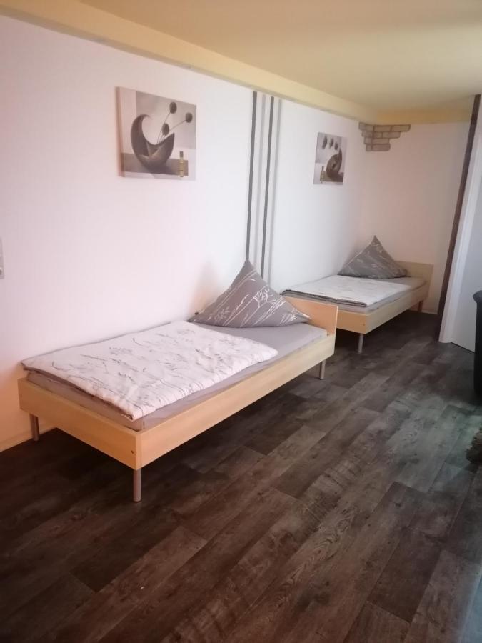 Tinas Ferienwohnung Hohendodeleben Bagian luar foto